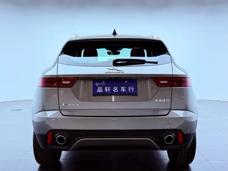 Jaguar E-Pace 2024 aggressive sports version R-DYNAMIC S 2023 — миниатюра 2