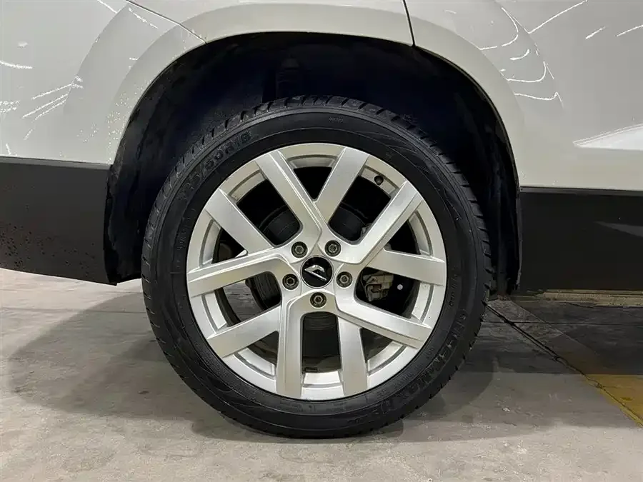 Jetta VS7 Jetta VS7 2023 280TSI automatic aggressive version 2023 — миниатюра 5