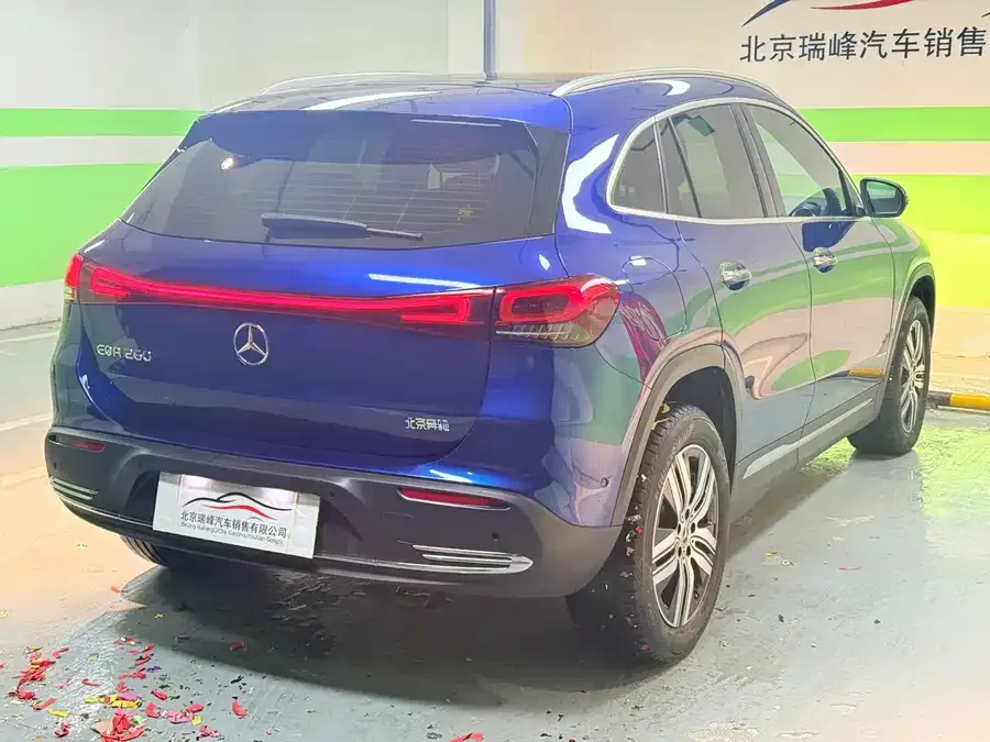 Mercedes-Benz EQA Mercedes-Benz EQA 2023 facelift EQA 260 2024 — миниатюра 2