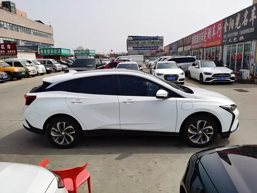 Buick Weilan 6 Velite 6 2024 450km Enjoy Plus Edition 2024 — миниатюра 2
