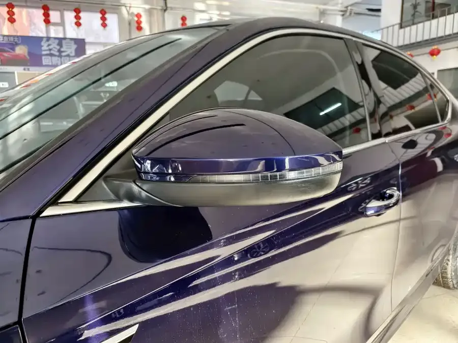 Skoda Octavia Octavia 2022 PRO TSI280 Premium Edition 2022 — миниатюра 2