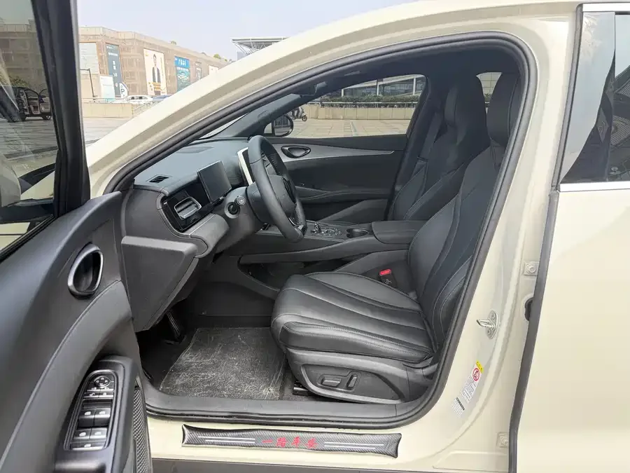 BYD Seal 06 Seal 06 2024 DM-i 120KM Premium Edition 2024 — миниатюра 3