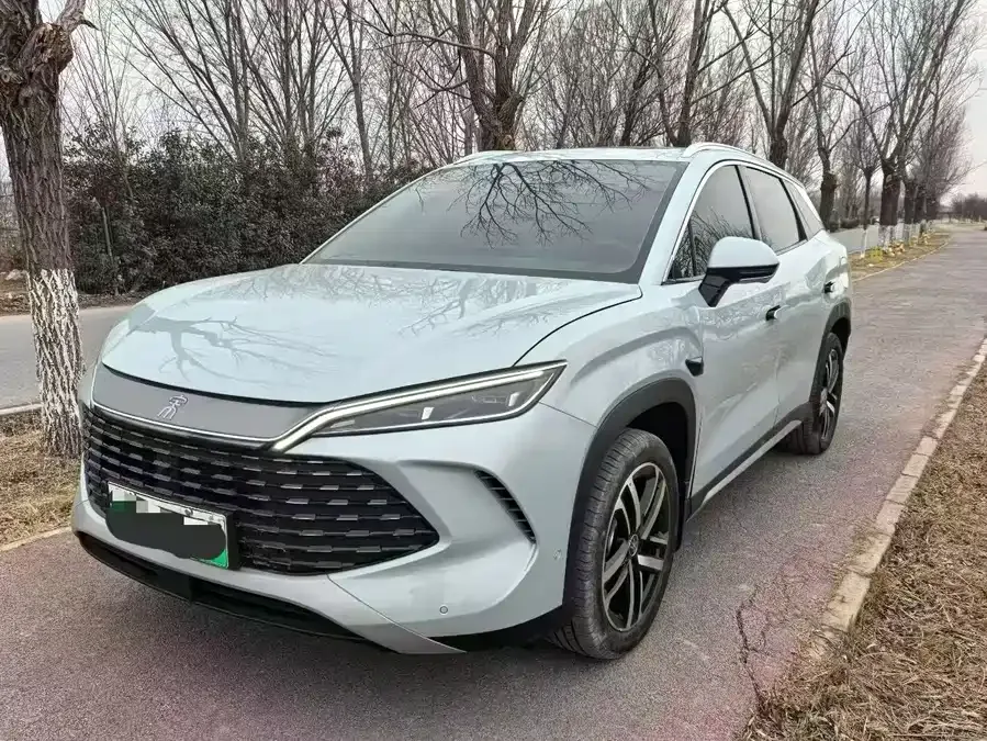 BYD Song L DM-i Song L DM-i 2025 Intelligent Driving Edition 112km Leading Model 2025 — фото 1, купить с доставкой в Москву