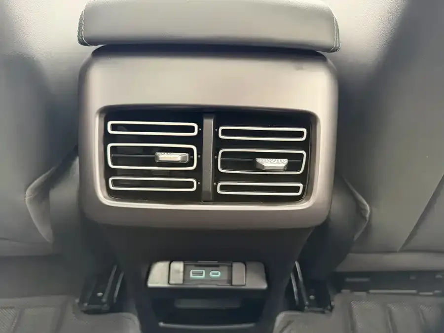 BYD Song Pro New Energy Song Pro New Energy 2025 Second Generation DM-i 115KM Beyond Edition 2025 — миниатюра 4