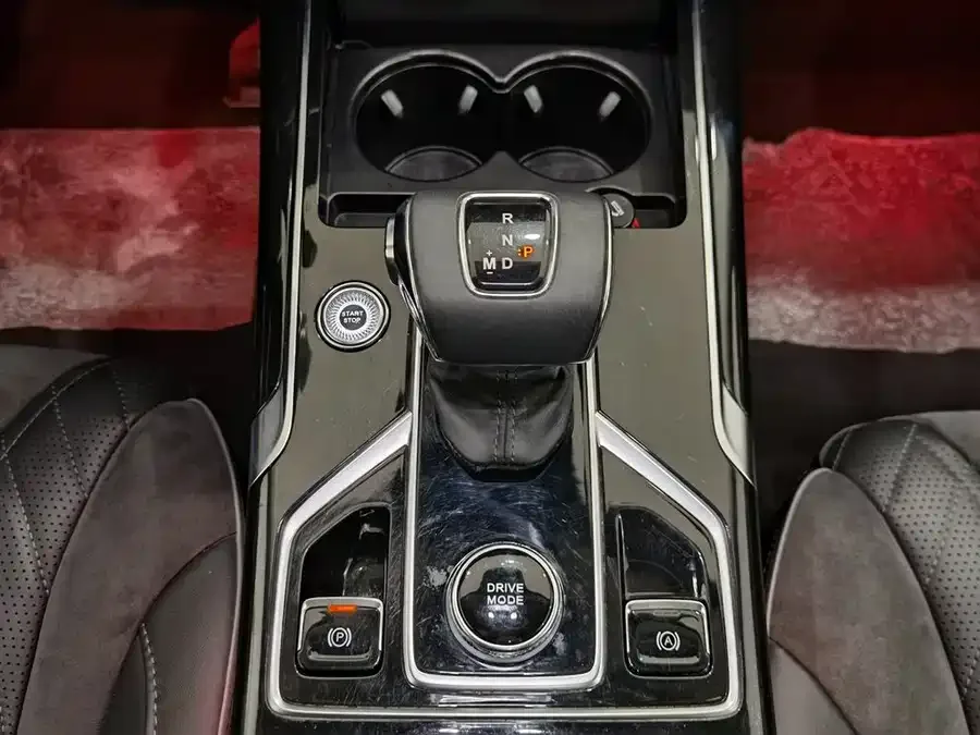 Hongqi HS5 Hongqi HS5 2022 facelift 2.0T Zhilian Qixiang Edition 2022 — миниатюра 4