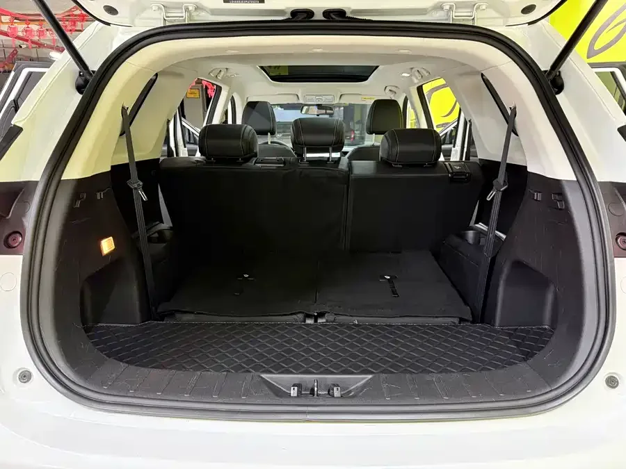 Oshan X7 PLUS Changan Oushang X7 PLUS 2023 Enjoy Edition 1.5T Automatic Premium 7 Seaters 2023 — миниатюра 4