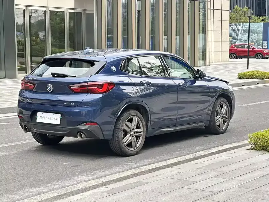 BMW X2 2022 sDrive25i M Sport Package 2022 — миниатюра 2