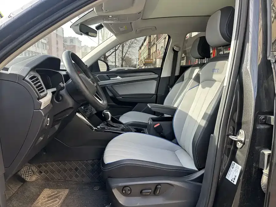 Volkswagen Tayron GTE plug-in hybrid Tayron GTE plug-in hybrid 2024 280TSI Luxury Plus Advanced Edition 2023 — миниатюра 2