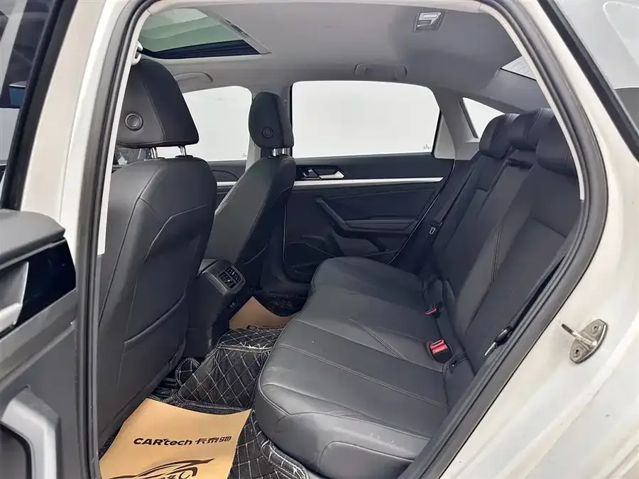 Volkswagen Lavida Lavida 2023 300TSI DSG Starry Sky Edition 2023 — миниатюра 3