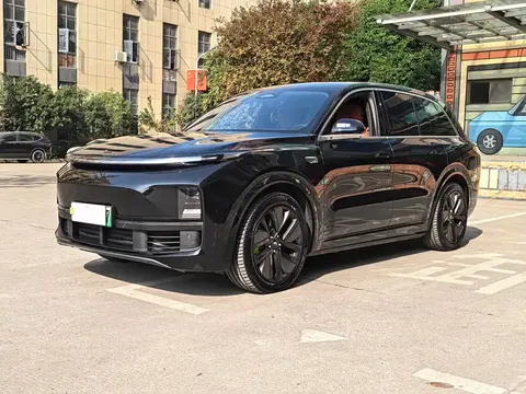Lixiang L8 2025 купить в Москве
