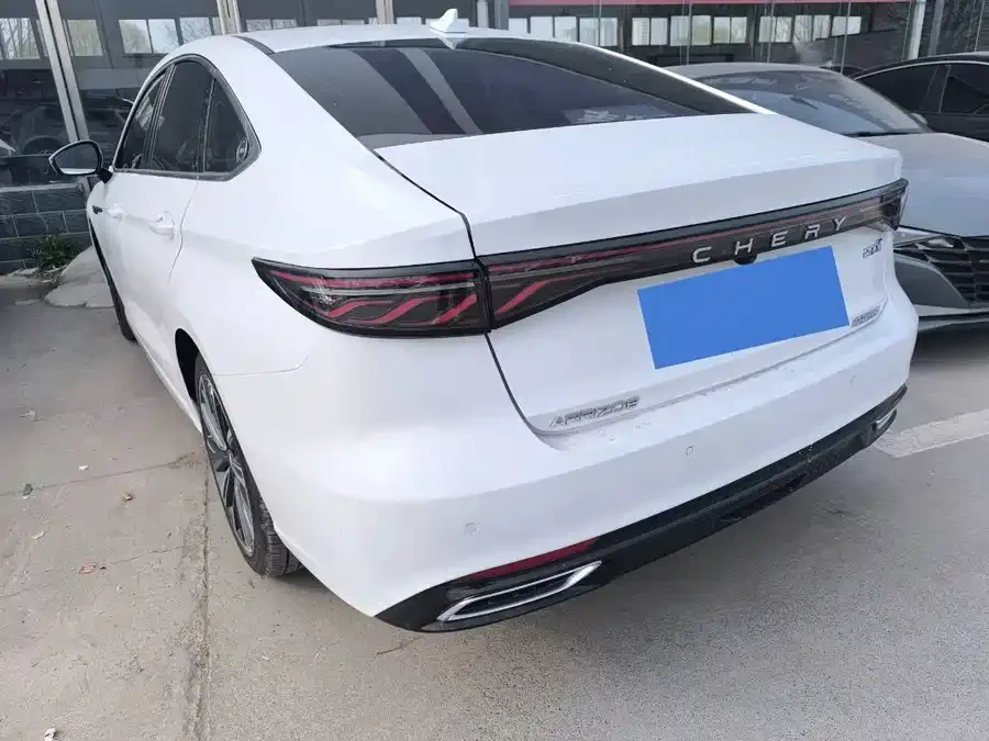 Chery Arrizo 8 PRO Chery Arrizo 8 PRO 2025 1.6T DCT Luxury Edition 2025 — миниатюра 3