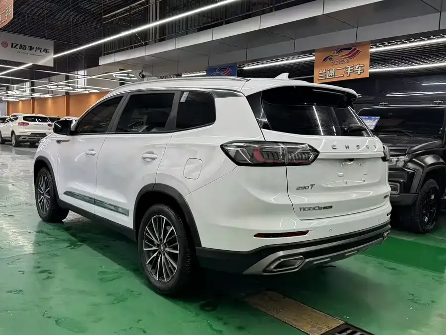 Chery Tiggo 8 PLUS Tiggo 8 PLUS 2024 Champion Edition 290TGDI DCT Pride Edition 5-seater 2024 — миниатюра 2