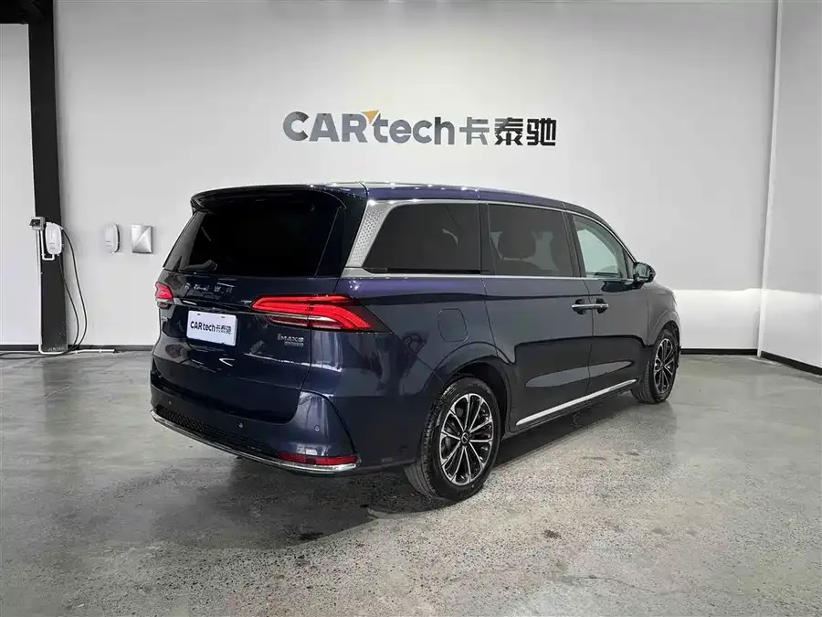 Roewe iMAX8 Roewe iMAX8 2022 400TGI flagship version 2022 — миниатюра 2