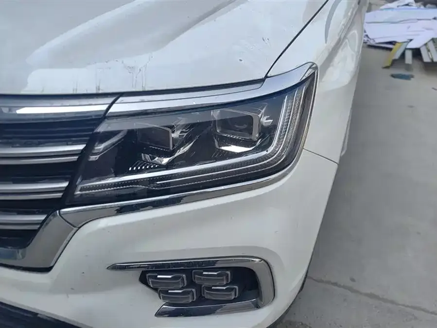 Roewe RX8 Roewe RX8 2019 30T two-wheel drive super flagship version 2023 — миниатюра 2
