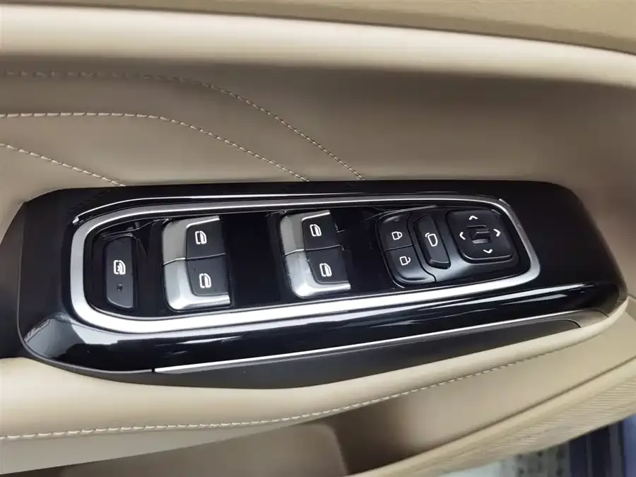 Wuling Capgemini Wuling Kaijie 2023 2.0L DHT Luxury Edition 2024 — миниатюра 3