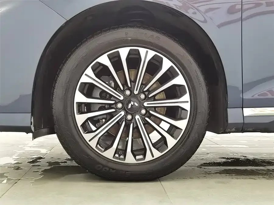 Wuling Capgemini Wuling Kaijie 2023 2.0L DHT Luxury Edition 2024 — миниатюра 5