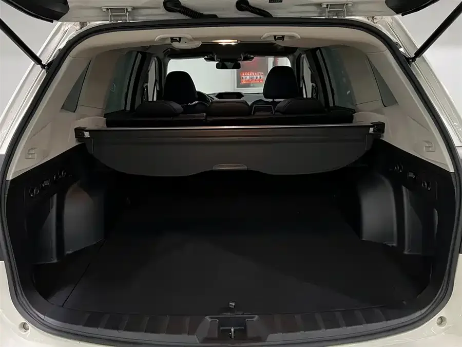 Subaru Forester Forester 2022 2.0i AWD Luxury Edition EyeSight 2022 — миниатюра 4