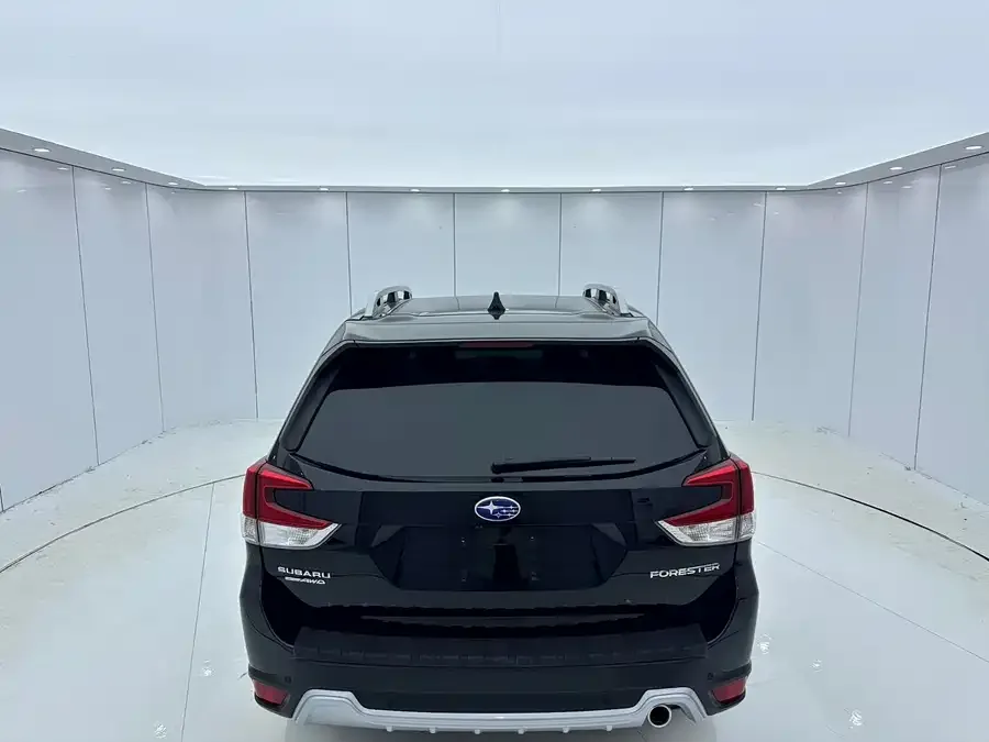 Subaru Forester 2022 Forester 2.0i AWD Ultimate Edition EyeSight 2022 — миниатюра 2