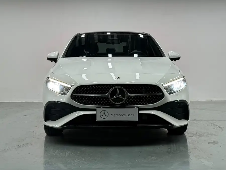 Mercedes-Benz Class A Mercedes-Benz A-Class 2024 A 200 L Fashion Edition 2024 — миниатюра 3