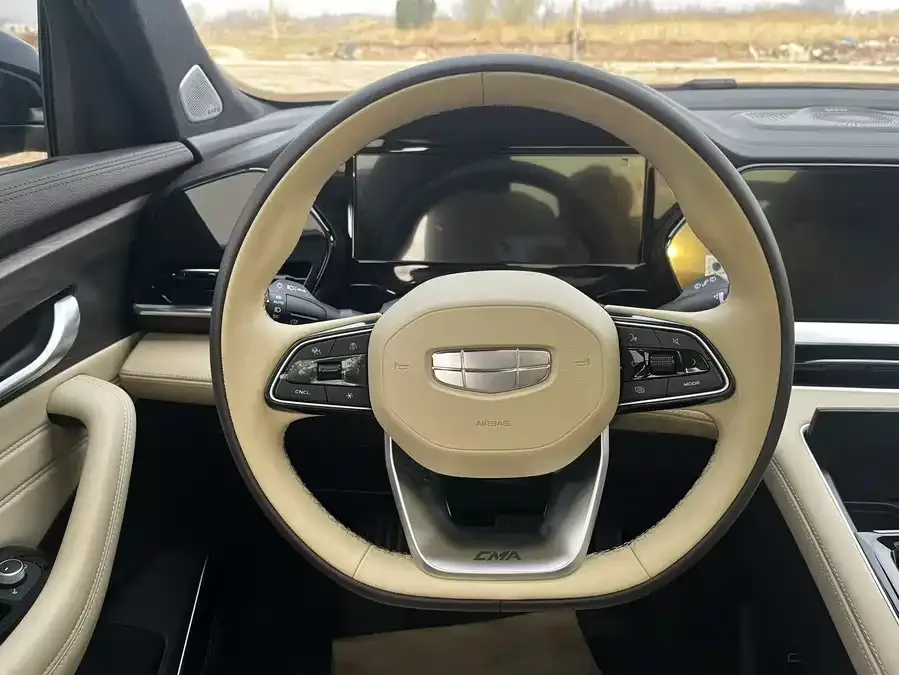 Geely Monjaro Xingyue L 2025 Dongfangyao 2.0TD Automatic Star-gazing Edition 2025 — миниатюра 4