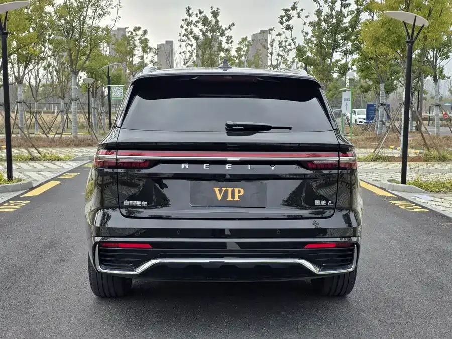 Geely Monjaro Xingyue L 2025 Dongfangyao 2.0TD Automatic Star-gazing Edition 2025 — миниатюра 4