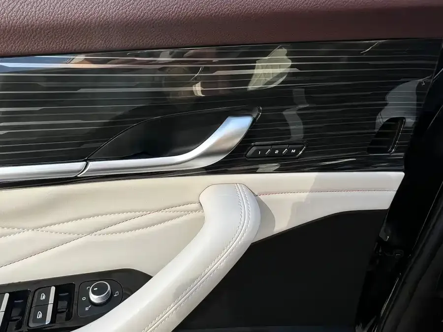 Geely Monjaro Xingyue L 2024 2.0TD High Power Automatic 2WD Yunqi Edition 2024 — миниатюра 3