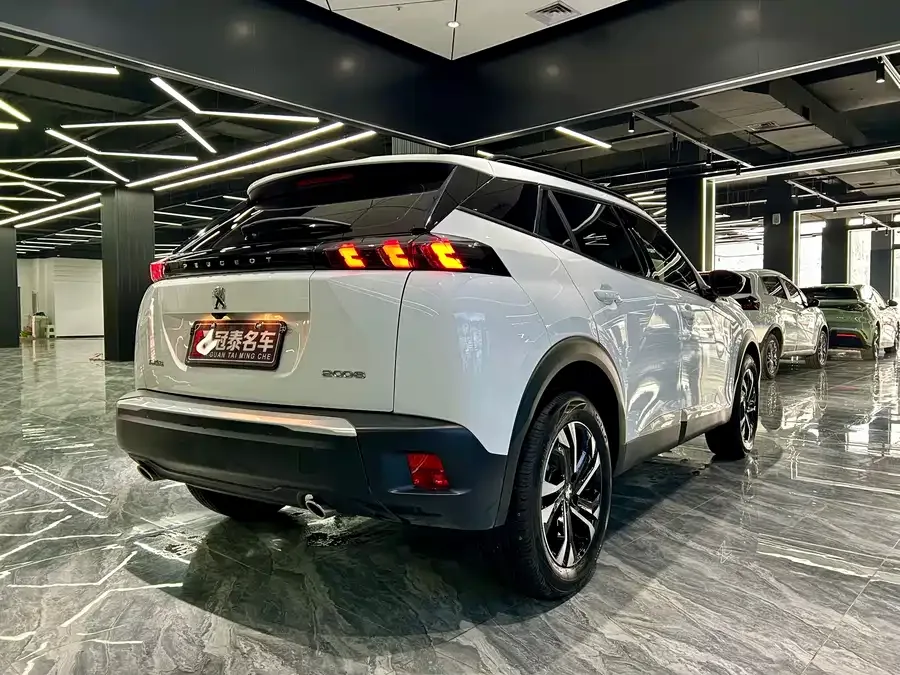 Peugeot 2008 Peugeot 2008 2022 230THP THE ONE 2024 — миниатюра 2