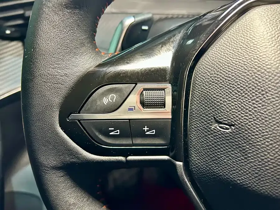 Peugeot 2008 Peugeot 2008 2022 230THP THE ONE 2024 — миниатюра 5