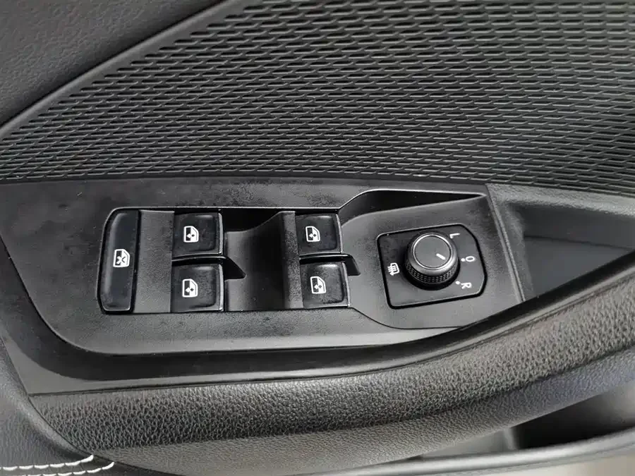 Skoda Octavia Octavia 2022 PRO TSI280 Premium Edition 2022 — миниатюра 3