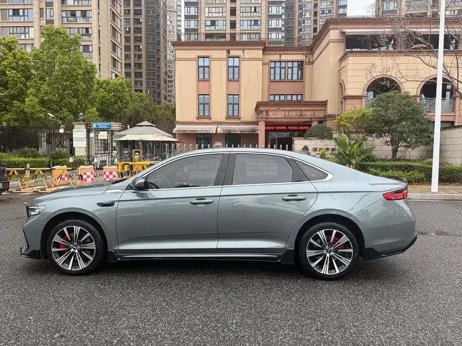 Geely Xingrui Xingrui 2026 Dongfangyao 2.0TD Moon-Watching Edition 2025 — миниатюра 5