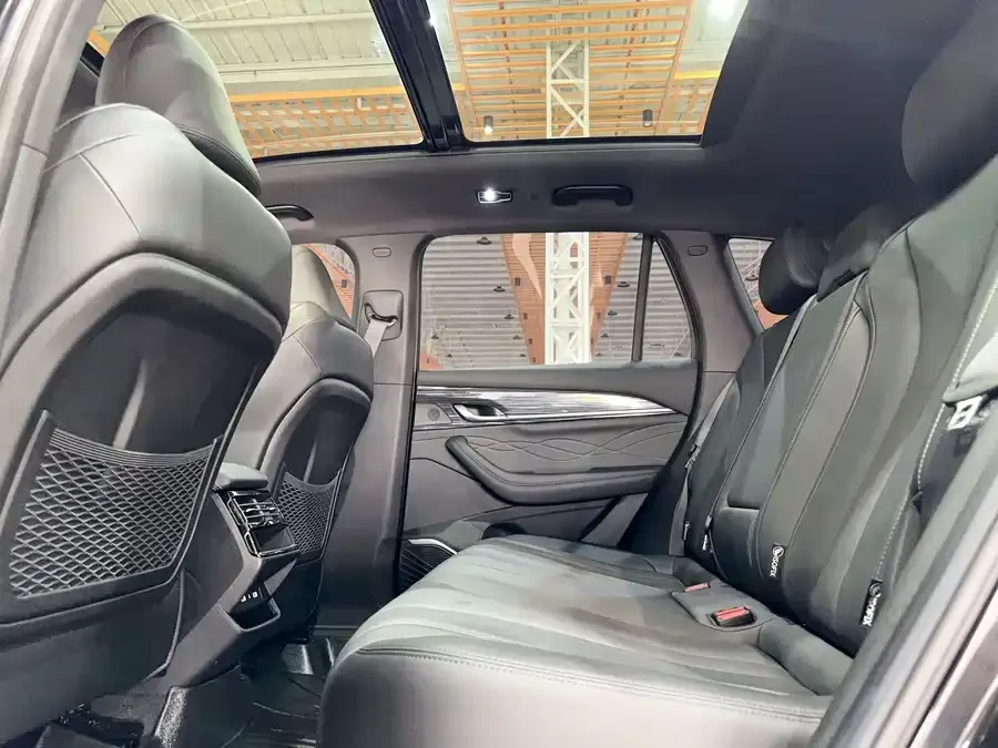 Geely Monjaro Xingyue L 2024 2.0TD DCT EVO 2WD Changfeng Edition 2025 — миниатюра 4