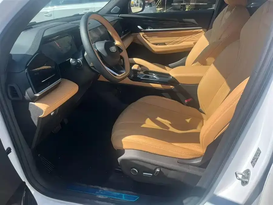 Geely Monjaro Xingyue L 2024 Hybrid 1.5T Tiangong Edition 2025 — миниатюра 3