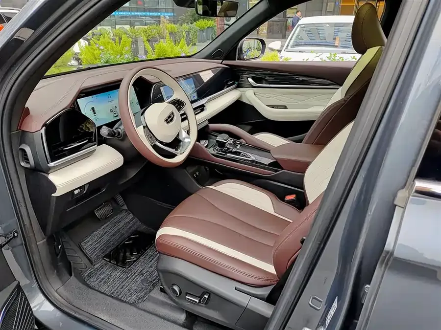 Geely Monjaro Xingyue L 2021 2.0TD DCT EVO 2WD Premium Edition 2023 — миниатюра 4