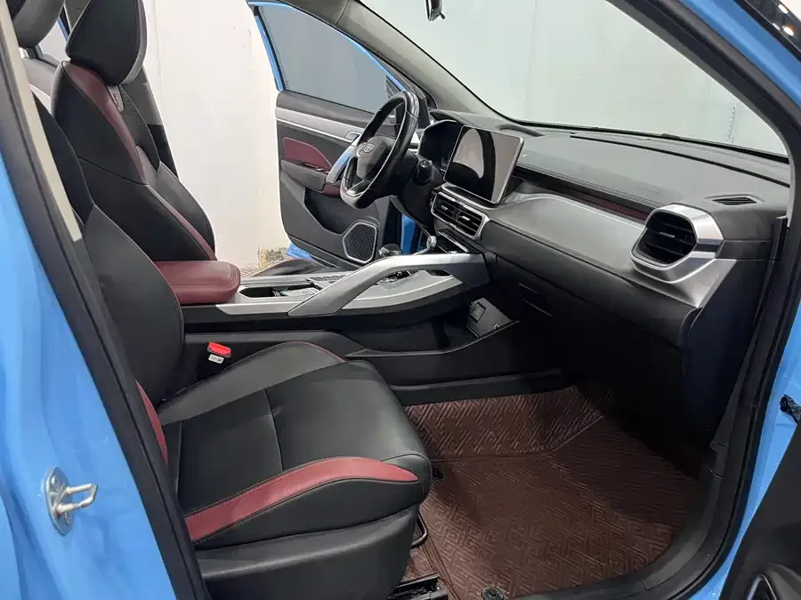 Geely Coolray SX11 Binyue 2021 1.4T DCT Diamond Edition 2022 — миниатюра 4