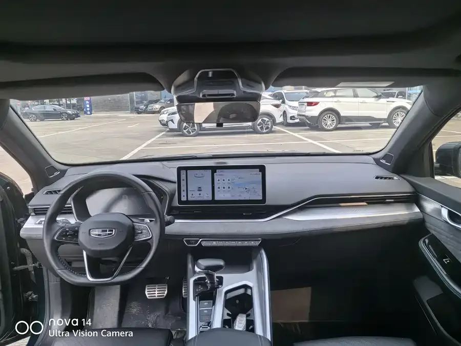Geely Xingrui Xingrui 2023 2.0TD only available in green version 2023 — миниатюра 2