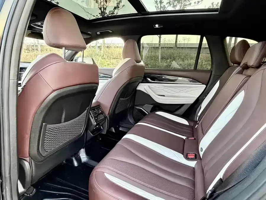 Geely Monjaro Xingyue L 2023 2.0TD High Power Automatic 2WD Flagship Model 2023 — миниатюра 2