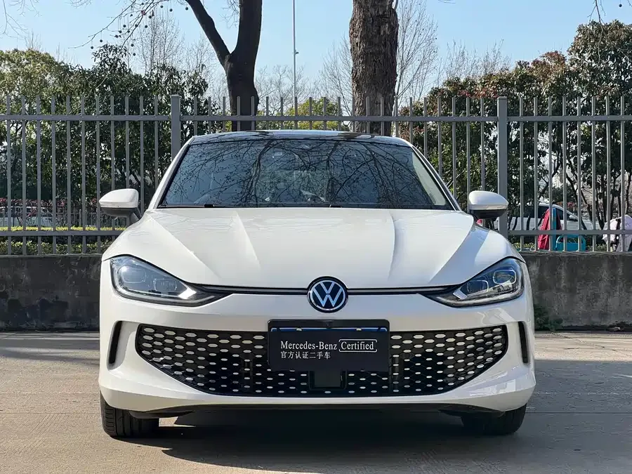 Volkswagen Lamando 2022 Lingdu Lingdu L 280TSI DSG Cool Edition 2023 — миниатюра 4