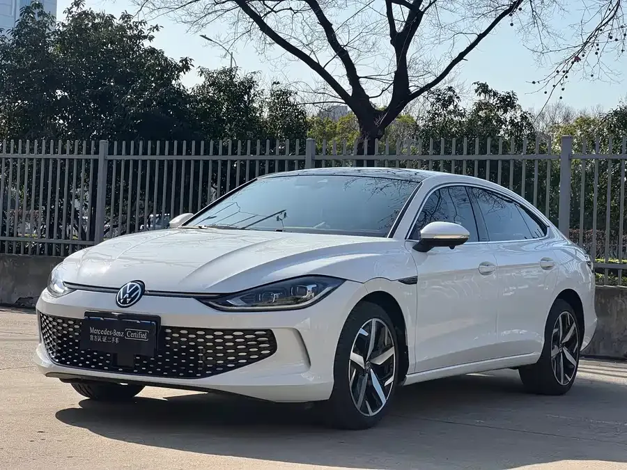 Volkswagen Lamando 2022 Lingdu Lingdu L 280TSI DSG Cool Edition 2023 — фото 1, купить с доставкой в Москву