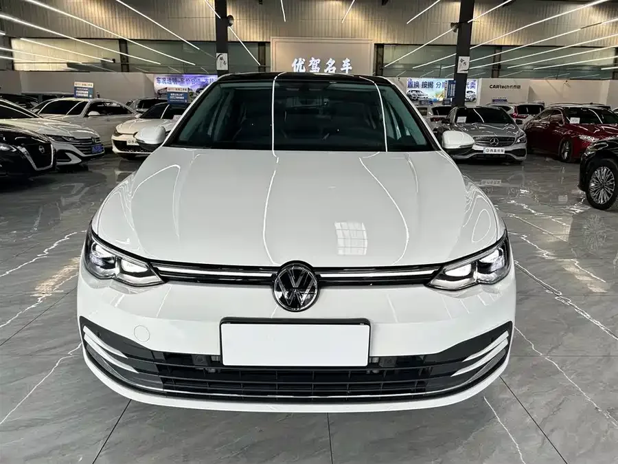 Volkswagen golf Golf 2023 facelift 280TSI DSG Pro 2024 — миниатюра 3