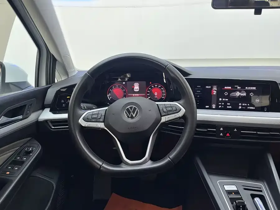 Volkswagen golf Golf 2021 200TSI DSG Pro 2022 — миниатюра 5