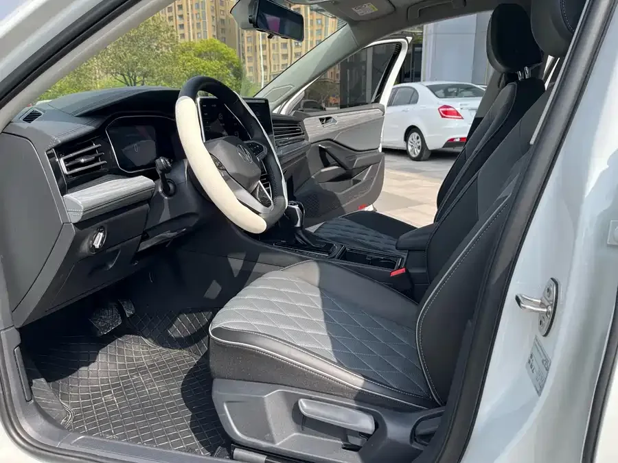Volkswagen Sagitar 2024 Sagitar 300TSI DSG Beyond Edition 2024 — миниатюра 5