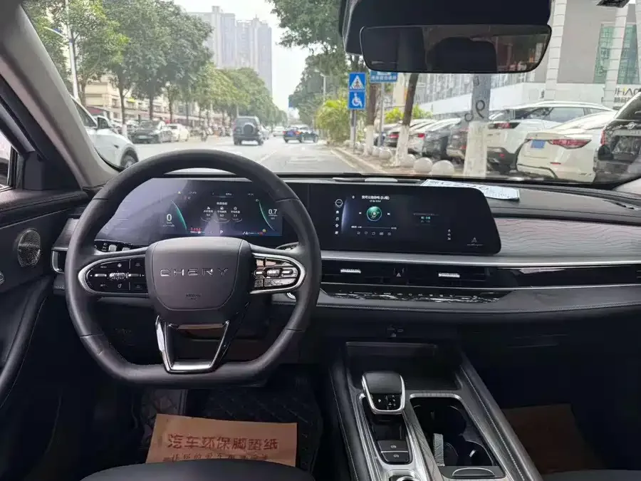 Chery Arrizo 8 Arrizo 8 2022 1.6T DCT 2022 — миниатюра 2