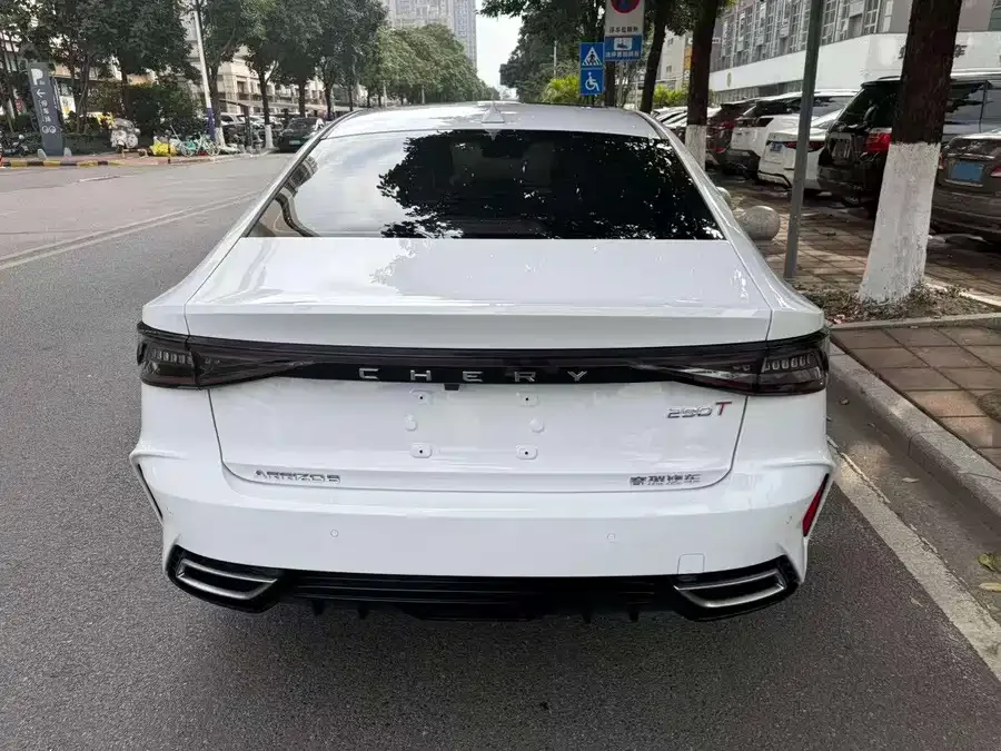 Chery Arrizo 8 Arrizo 8 2022 1.6T DCT 2022 — миниатюра 3