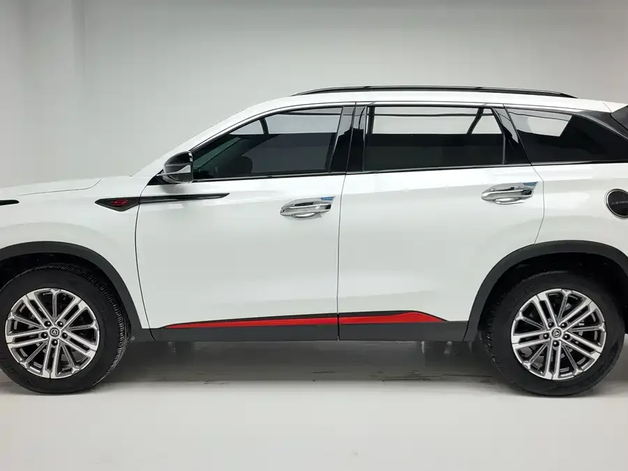 Changan CS75PLUS Changan CS75PLUS 2022 1.5T Automatic Luxury Edition 2022 — миниатюра 3