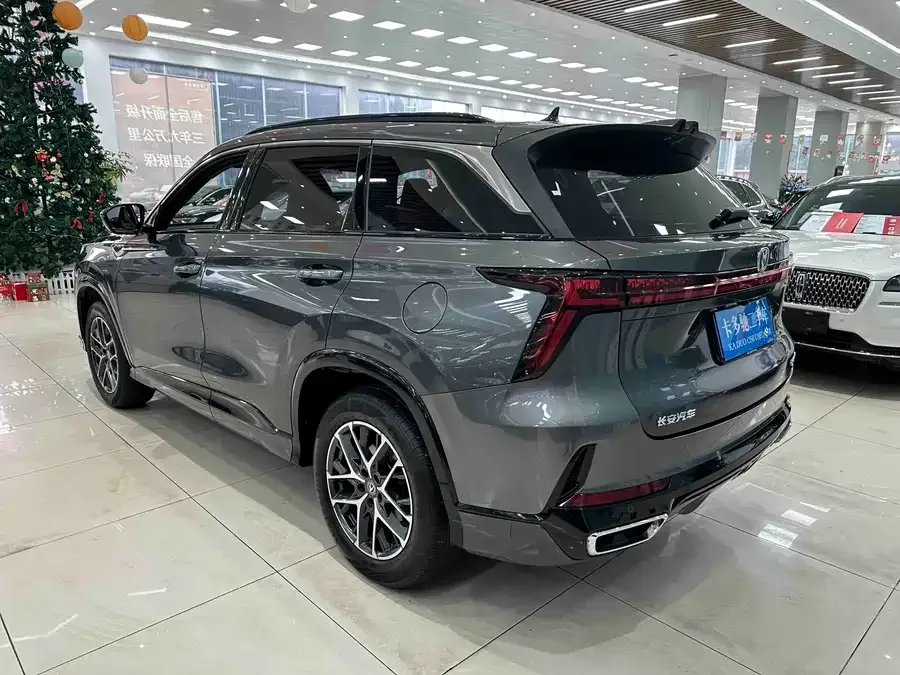 Changan CS75PLUS Changan CS75PLUS 2023 third-generation 1.5T automatic premium model 2023 — миниатюра 2