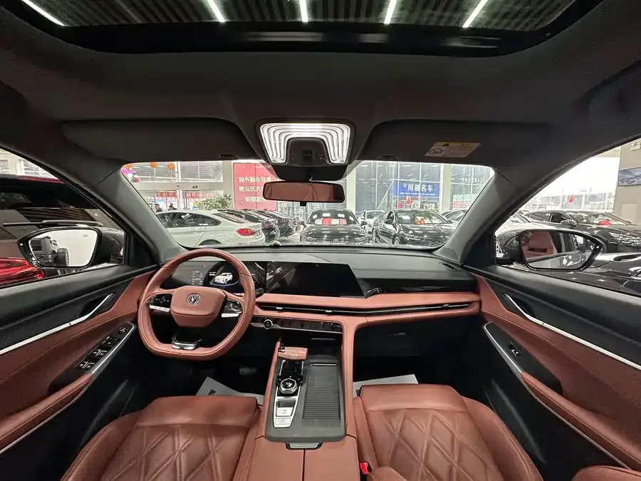 Changan CS75PLUS Changan CS75PLUS 2023 third-generation 1.5T automatic premium model 2023 — миниатюра 4