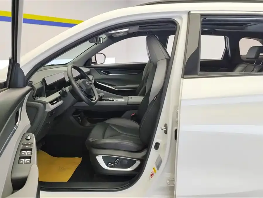 Changan CS75PLUS Changan CS75PLUS 2022 Second Generation 2.0T Automatic Premium Edition 2022 — миниатюра 3