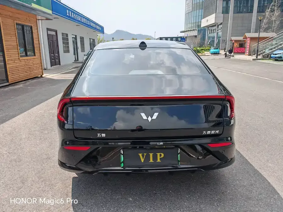 Wuling Starlight Wuling Starlight 2025 610km Smart Flagship Model 2025 — миниатюра 2