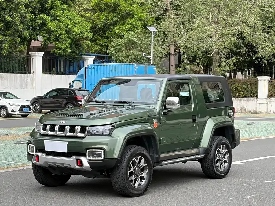 BAIC BJ40 Beijing Off-road BJ40 2020 2.0T Automatic Four-wheel Drive Tribute to 2020 Edition Knight Type 2023 — фото 1, купить с доставкой в Москву