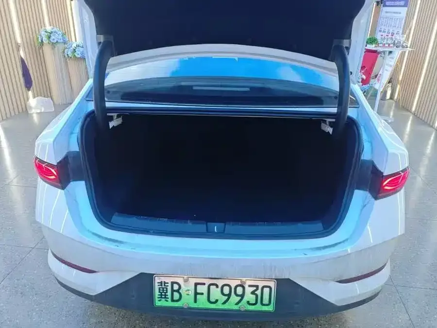 BYD Qin PLUS Qin PLUS 2025 DM-i Intelligent Driving Edition 55KM Beyond Edition 2025 — миниатюра 3